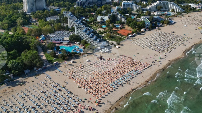 Старите цени за престой и паркиране в курортен комплекс „Албена” ще се запазят до втората седмица на юни
