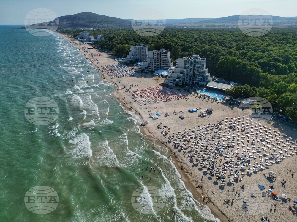 Албена - лято - туристи