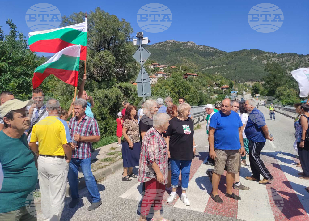 Село Павелско - протест - недостига на питейна вода