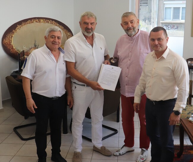 Областна администрация Русе: Областният управител посети новия офис на обществения посредник на Русе