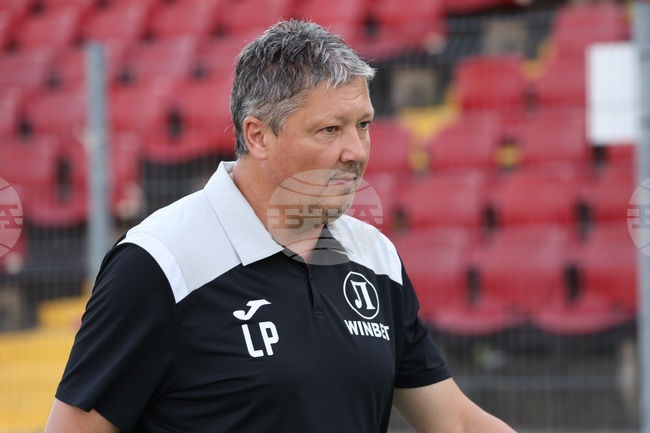 Испанските клубове на Любослав Пенев събират 300 хиляди евро за сложната му операция