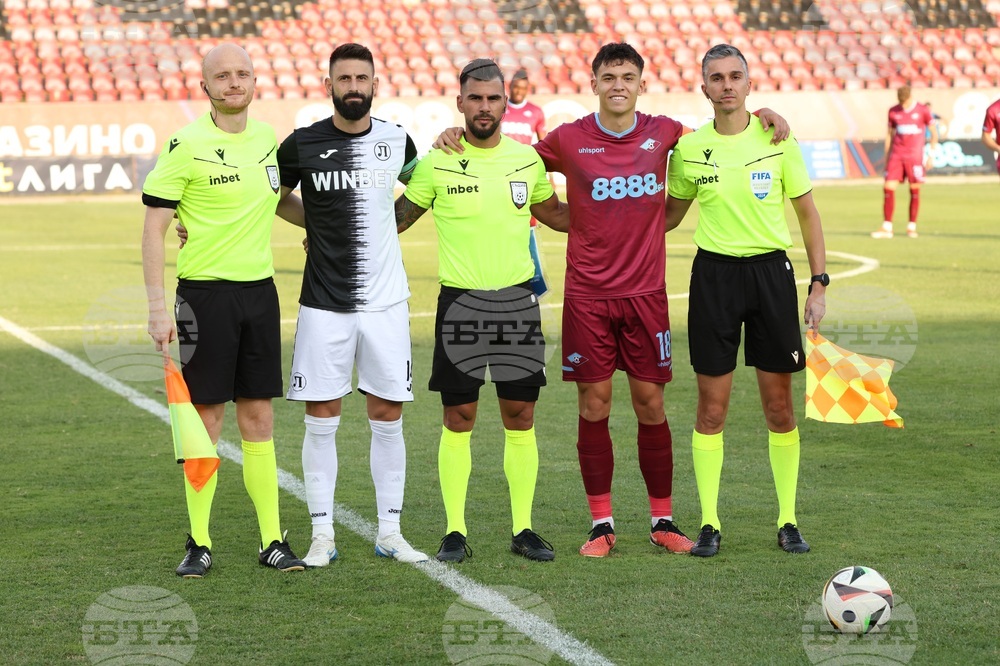 Футбол - „Септември“ - „Локомотив“