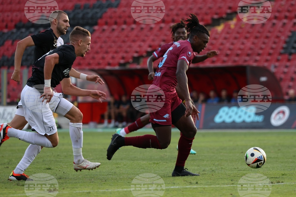 Футбол - „Септември“ - „Локомотив“