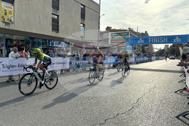 Казанлък - втори етап на колоездачната обиколка на България - награждаване