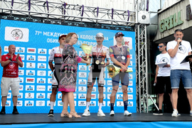 Казанлък - втори етап на колоездачната обиколка на България - награждаване