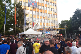 Червен бряг - Карлос Насар - почетен гражданин