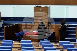 Парламент - служебен кабинет - клетва