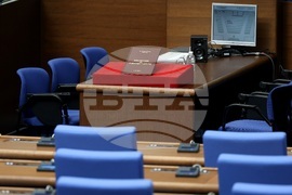 Парламент - служебен кабинет - клетва