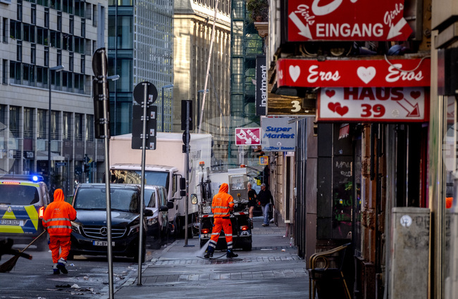 Германските компании планират още съкращения на работни места, отчита „Ифо“