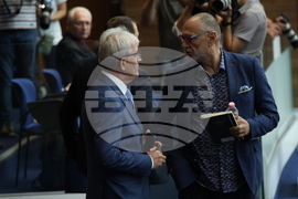 Парламент - служебен кабинет - клетва