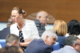 Парламент - служебен кабинет - клетва