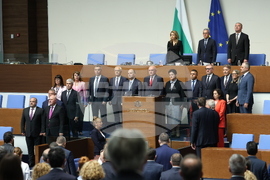 Парламент - служебен кабинет - клетва