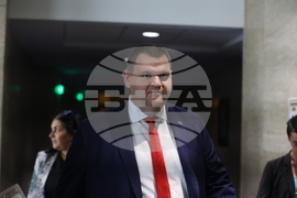 Парламент - служебен кабинет - клетва