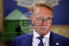 Антон Златанов - Ханс Лейтенс - брифинг