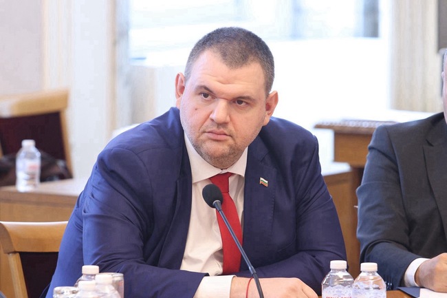Делян Пеевски, председател на ДПС и на ПГ на ДПС предлага за български еврокомисар Искра Михайлова