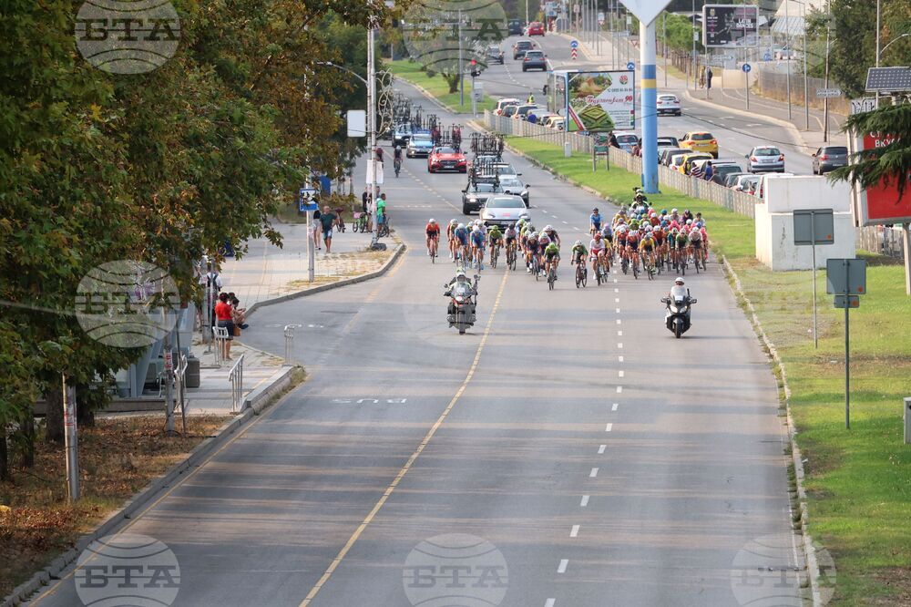 Мостът в Бургас ще бъде осветен в розово за предстоящата колоездачна обиколка на Италия