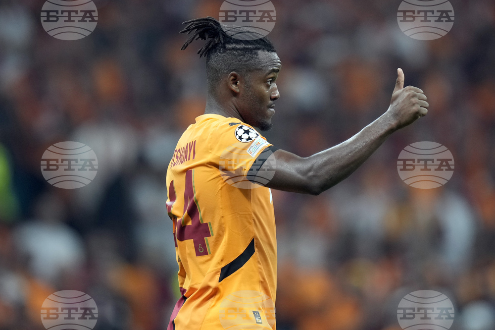 Белгия подсили състава си за плейофа на Лигата на нациите със защитника Ал Дахил и нападателя Батшуай