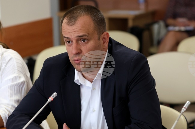 Очаква се цената на природния газ през декември да бъде 76 лева за мегаватчас, съобщи изпълнителният директор на "Булгаргаз"