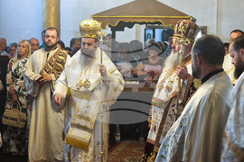 Република Северна Македония - Делчево - митрополит Серафим - света литургия