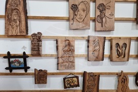 Ловеч - Димитър Колев - дърворезбар