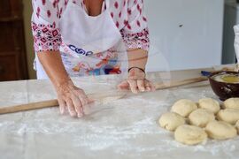 Бургас - Етнографски музей - кулинарна демонстрация