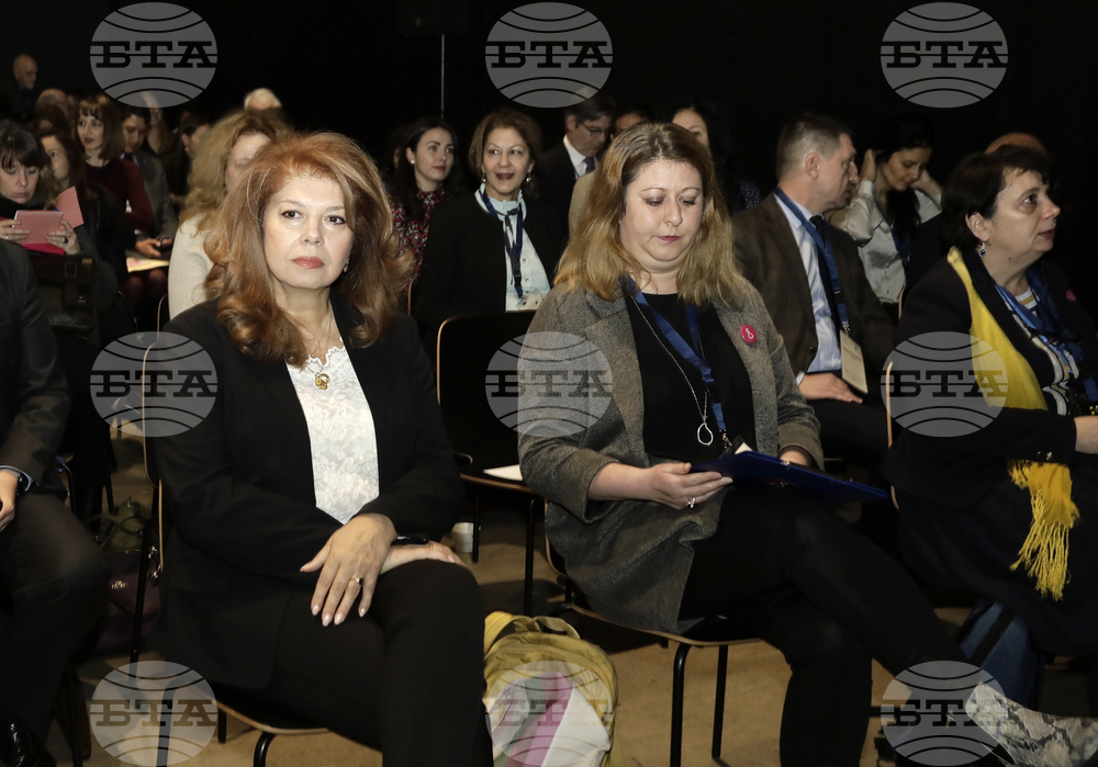 Илияна Йотова - „Форум за политики и действия в борбата с насилието над жени”
