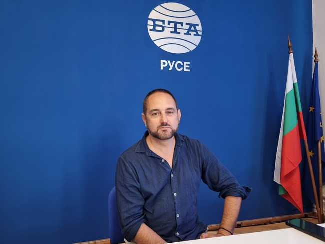 Фестивал на сцената в Русе е моя осъществена мечта, сподели пред БТА директорът на театъра Боян Иванов