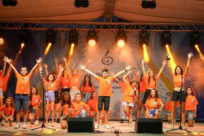 Община Русе: Вокална школа „Приста“ с много награди от Международния конкурс "Речни ноти"