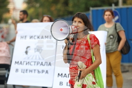 Протестно шествие - "Да спасим дърветата на „Опълченска“