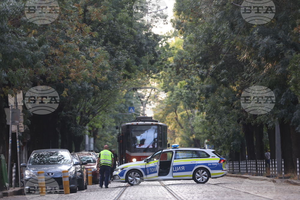 Протестно шествие - "Да спасим дърветата на „Опълченска“