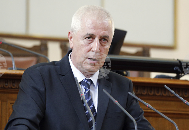 Проф. Николай Петров - лекар, анестезиолог