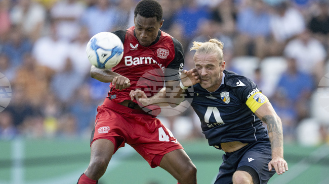 Борусия Мьонхенгладбах иска под наем френския защитник на Байер Леверкузен Жанюел Белосиан
