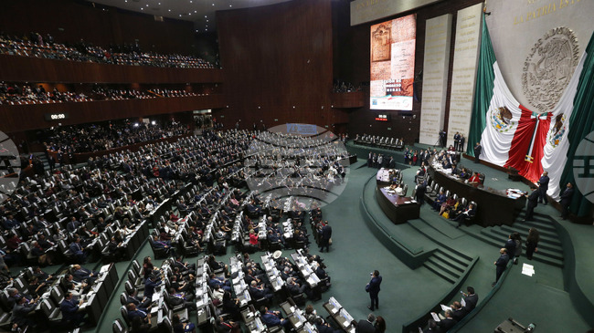 Долната камара на парламента на Мексико одобри мита до 50 на сто върху вноса от Китай и други азиатски страни 