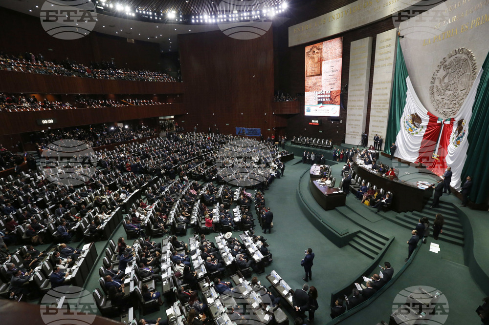 Долната камара на парламента на Мексико одобри мита до 50 на сто върху вноса от Китай и други азиатски страни 