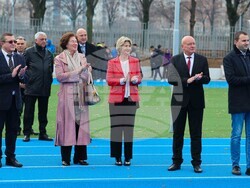 Весела Лечева дари световната си купа по стрелба на новия Образователен и олимпийски център на НСА