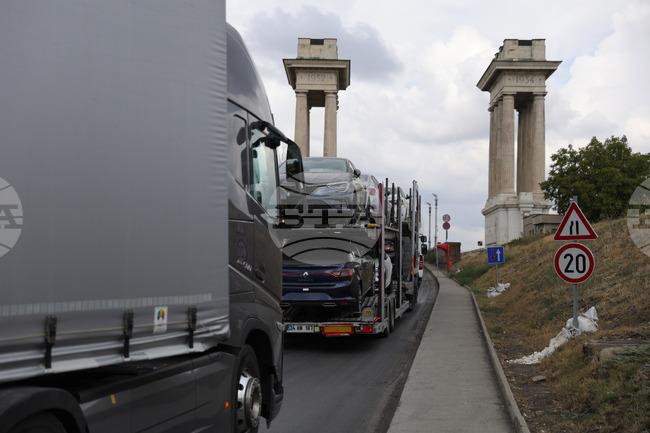 Русе -  ГКПП "Дунав мост" - трафик