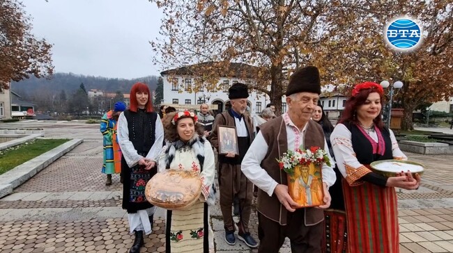 Майсторите в Троян отбелязаха Деня на свети Спиридон, покровител на занаятчиите