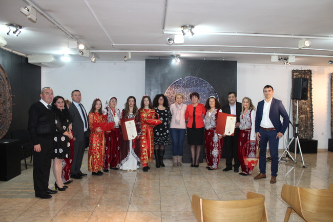 Областна администрация Разград: Голямо признание за област Разград на днешната тържествена церемония по връчването на удостоверенията за вписване в Националната представителна листа „Живи човешки съкровища - България” в Министерството на културата