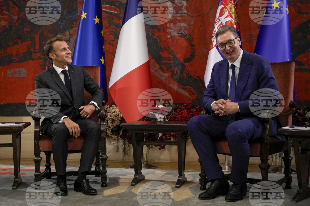 Френската "Алстом" ще строи метрото в Белград, съобщи сръбският президент Вучич след среща с Макрон