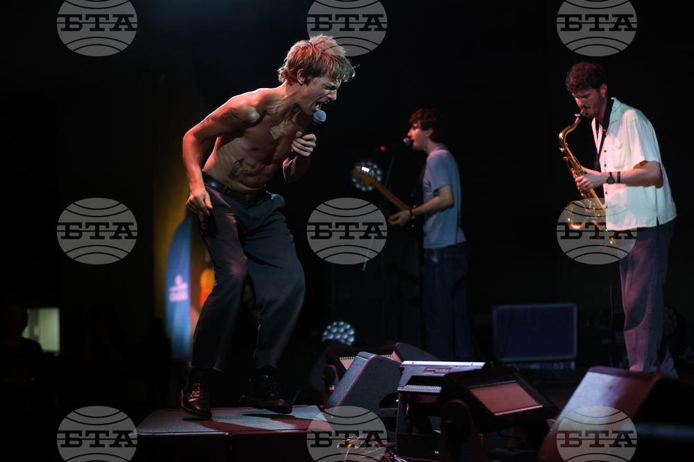 Група „Deadletter“ - концерт