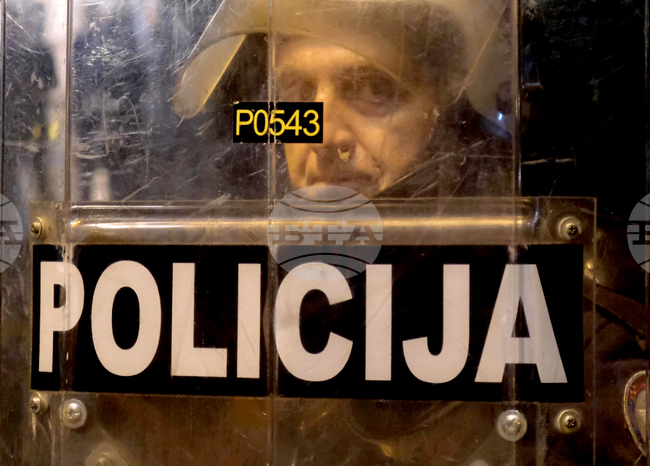 Граждани блокираха пътя към летището в Подгорица в знак на протест срещу строеж на водопречиствателна станция