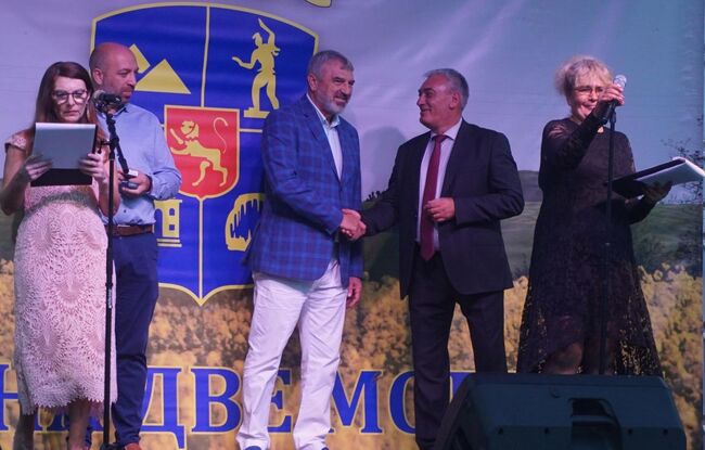 ОА Русе: Две могили отбеляза 55 години от обявяването си за град 