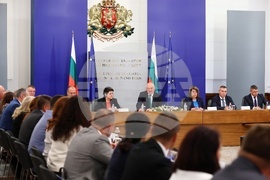 Министерски съвет - Димитър Главчев - областни управители - среща