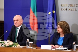 Министерски съвет - Димитър Главчев - областни управители - среща