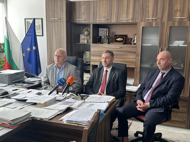 АП – Велико Търново: Окръжна прокуратура – Ловеч привлече като обвиняем и задържа до 72 часа длъжностно лице по досъдебно производство за корупционно престъпление