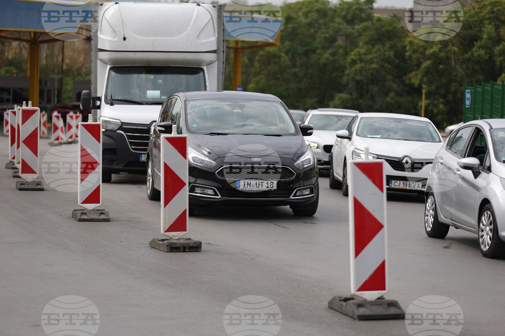 Cabinet Discusses Border Buffer Parking Lots