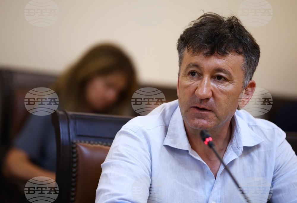 Създадохме екшън план за най-неотложните мерки за подобряване на жп инфраструктурата, каза генералният директор на НКЖИ Стоян Стоянов