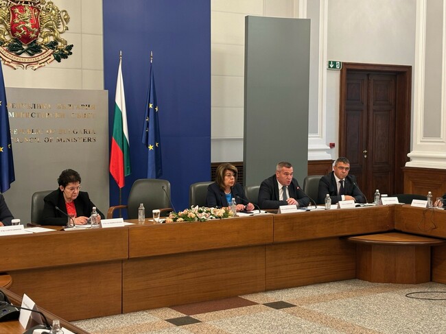 Министър Илков: Наша първостепенна задача е да създадем и да гарантираме необходимите условия за провеждането на честни избори