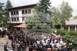 Квартал „Бояна“ - Любомир Николов - Джевдет Чакъров