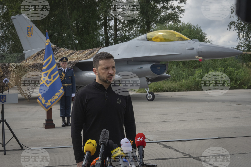 Очаква се Зеленски да представи плана си за победа пред украинския парламент в сряда